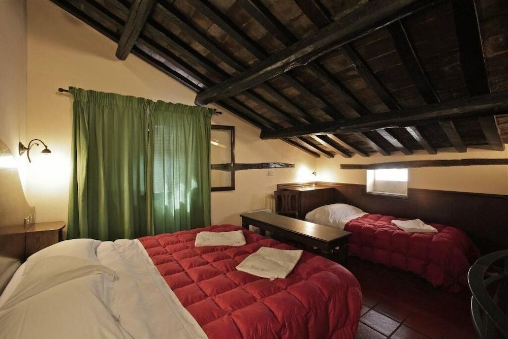 undefined Hotel Panda 4