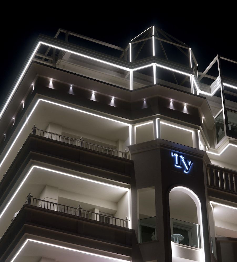 Front of property - evening/night