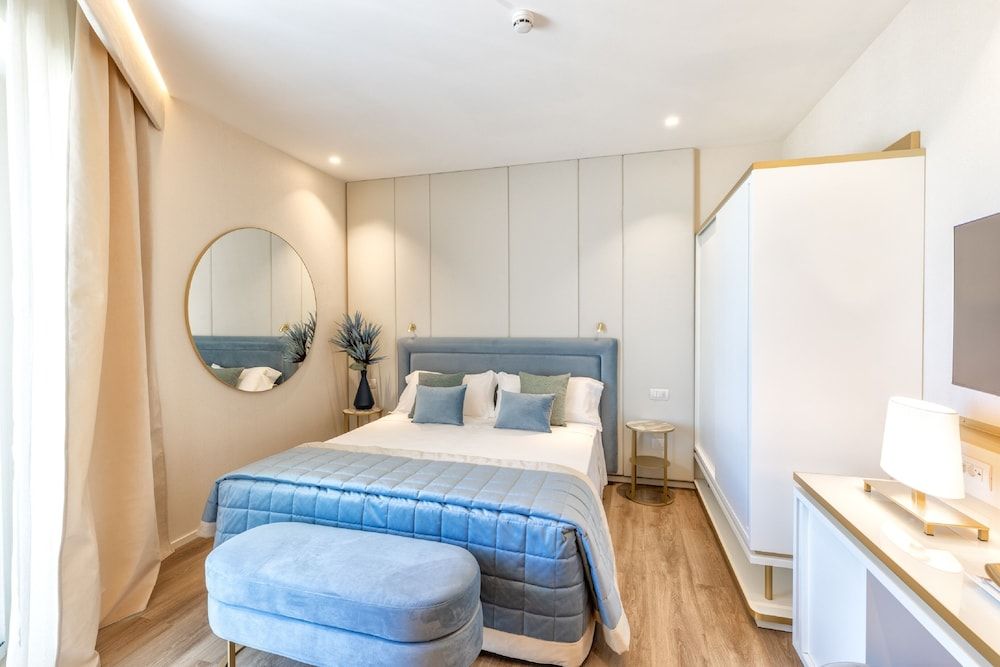 Tiffany's Premium Double or Twin Room