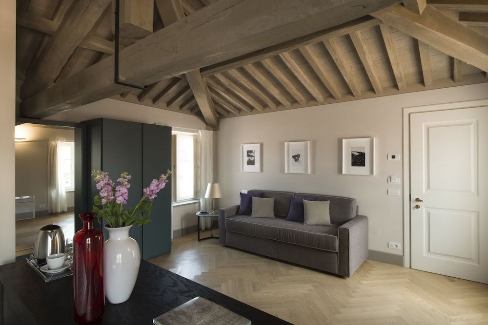 Palazzo Dipinto Junior Suite 14