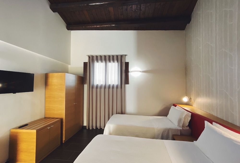 Economy Triple Room, Annex Building