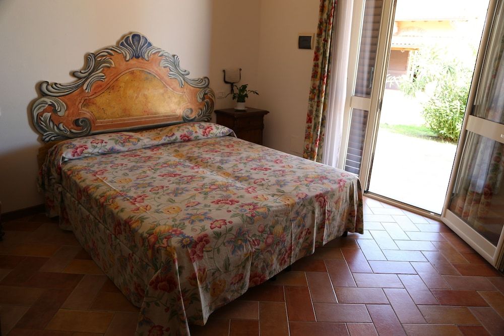 Fattoria La Principina Classic Double or Twin Room 2