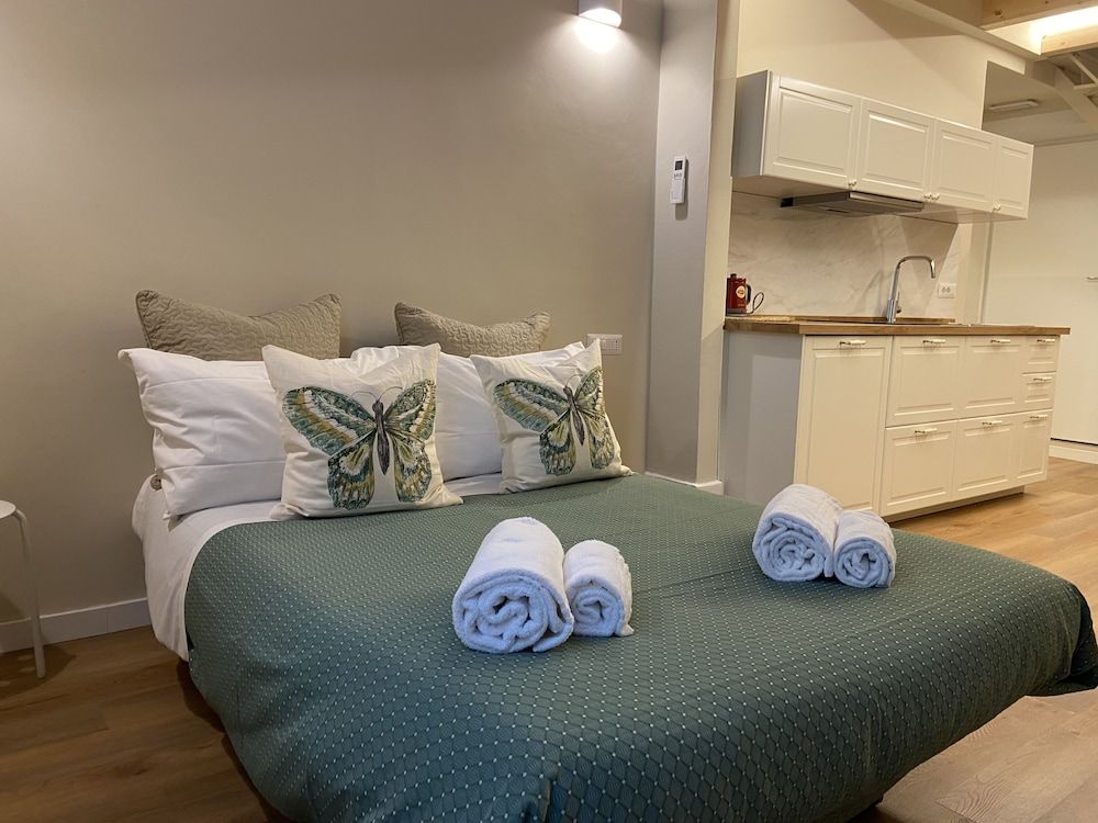 undefined Soggiorno Alessandra 10