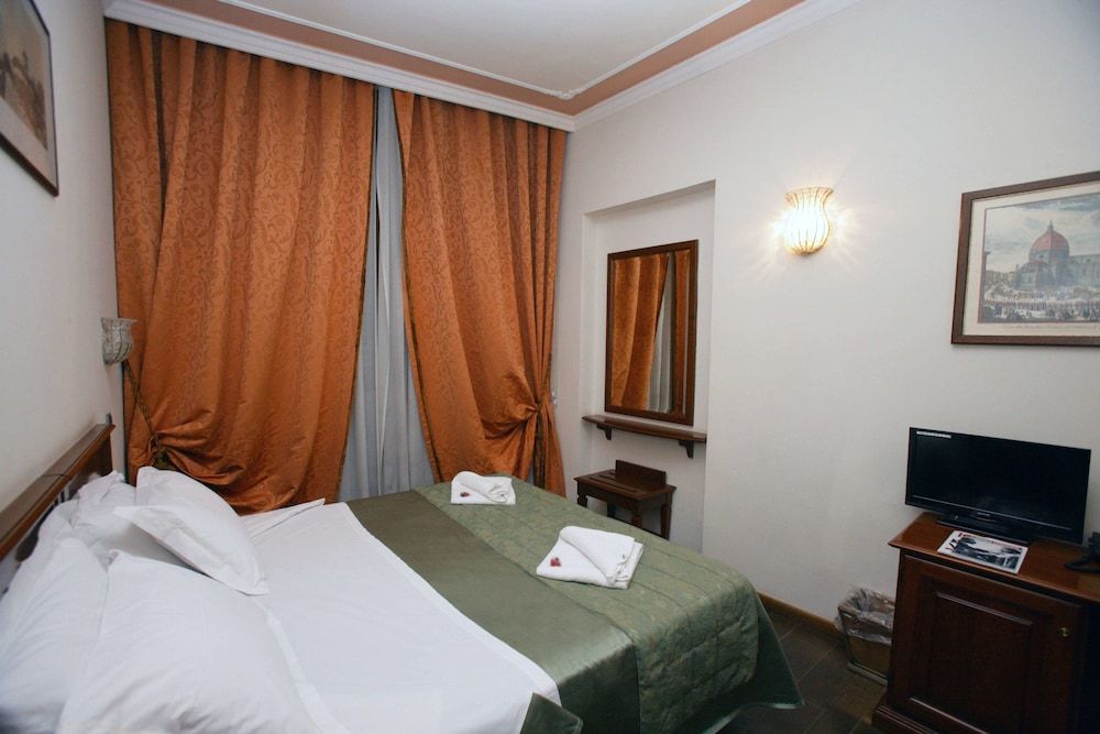 undefined Hotel Domus Florentiae 10
