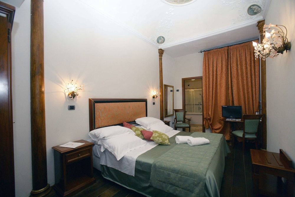undefined Hotel Domus Florentiae 3