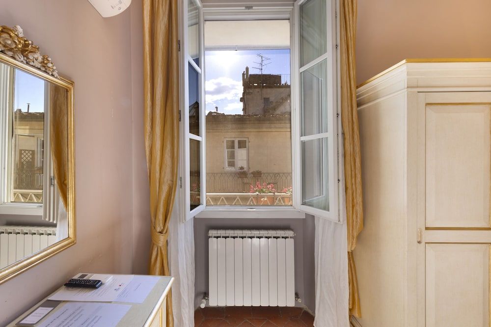 I Quattro Poeti Superior Double or Twin Room, Balcony 5