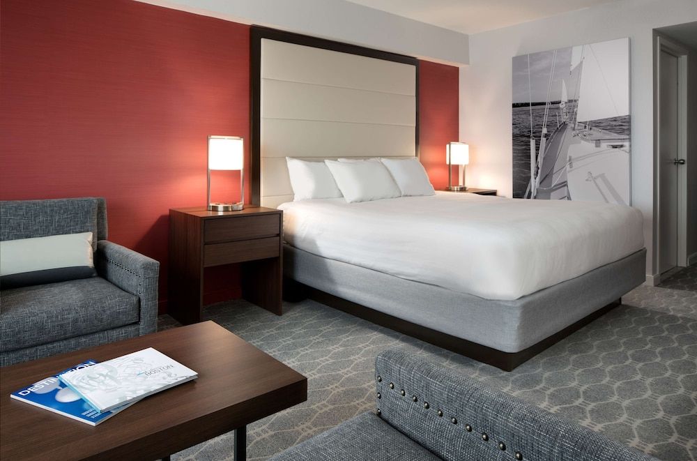 1 King Bed Room