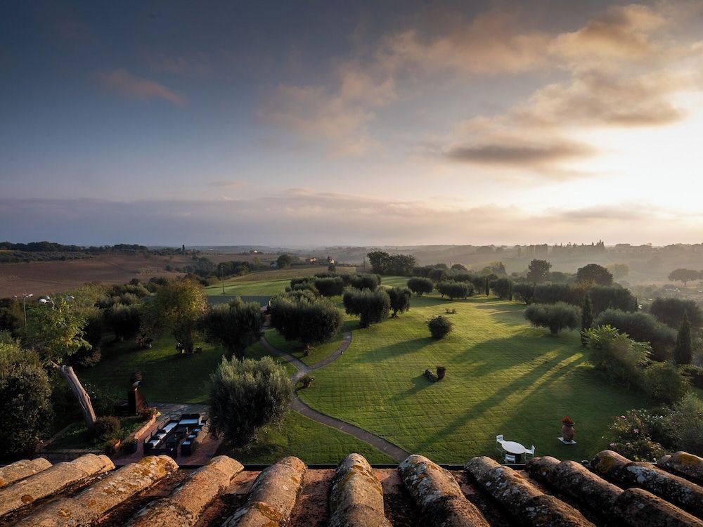 Locanda Poggioleone Deluxe Double Room 5