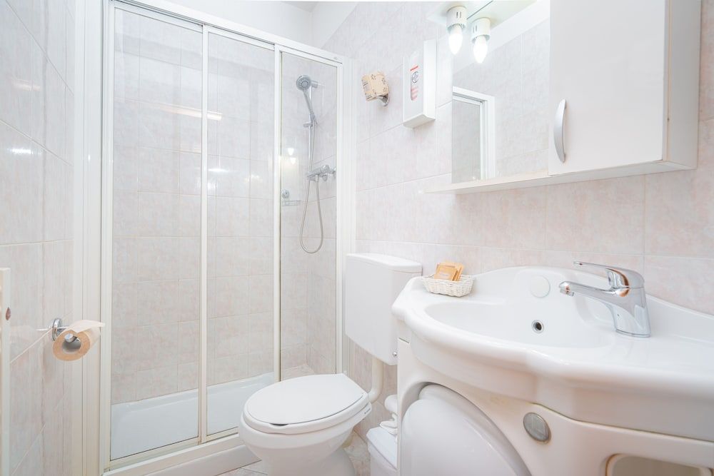 Hotel Donatello Double or Twin Room 5