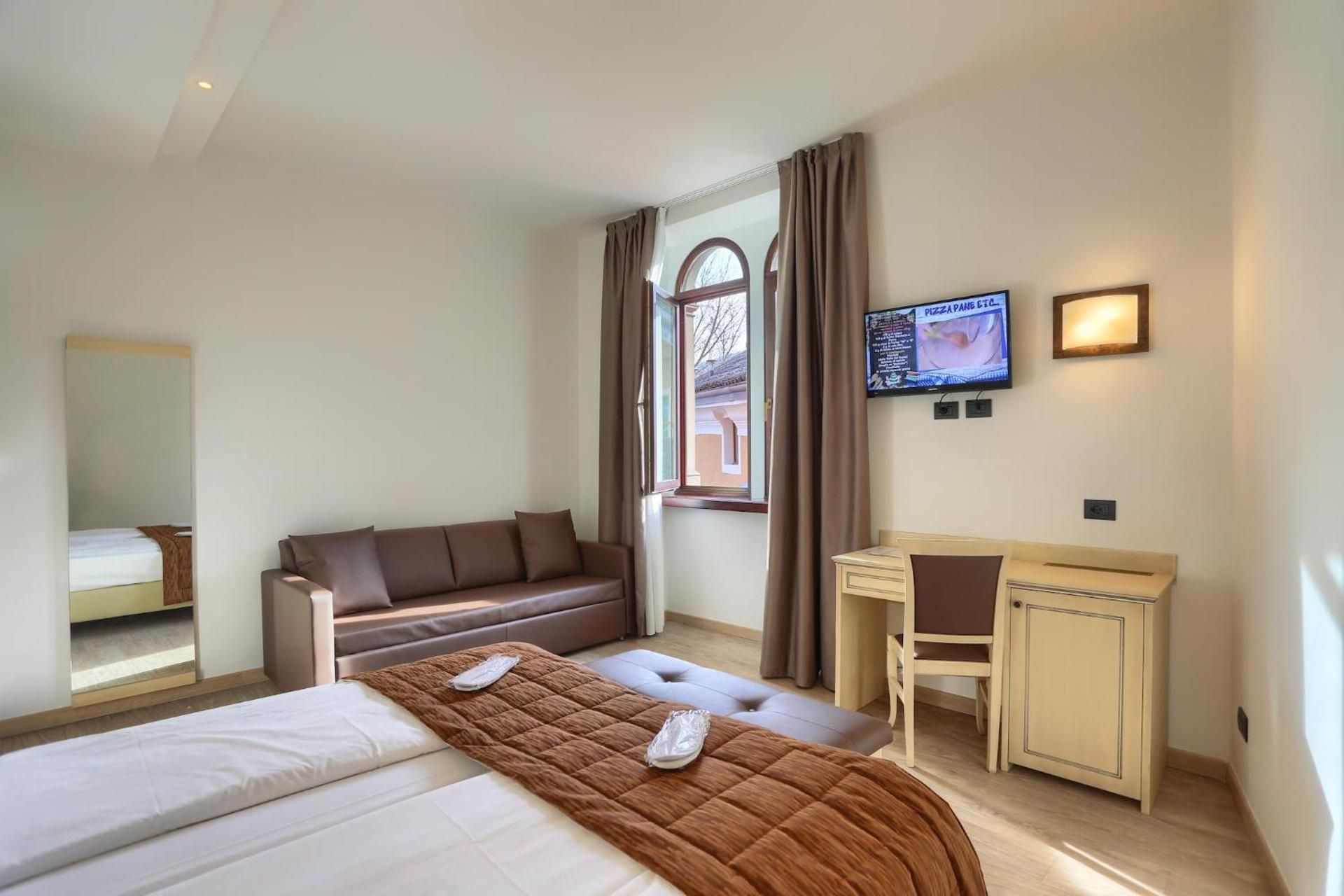 Classic Double or Twin Room