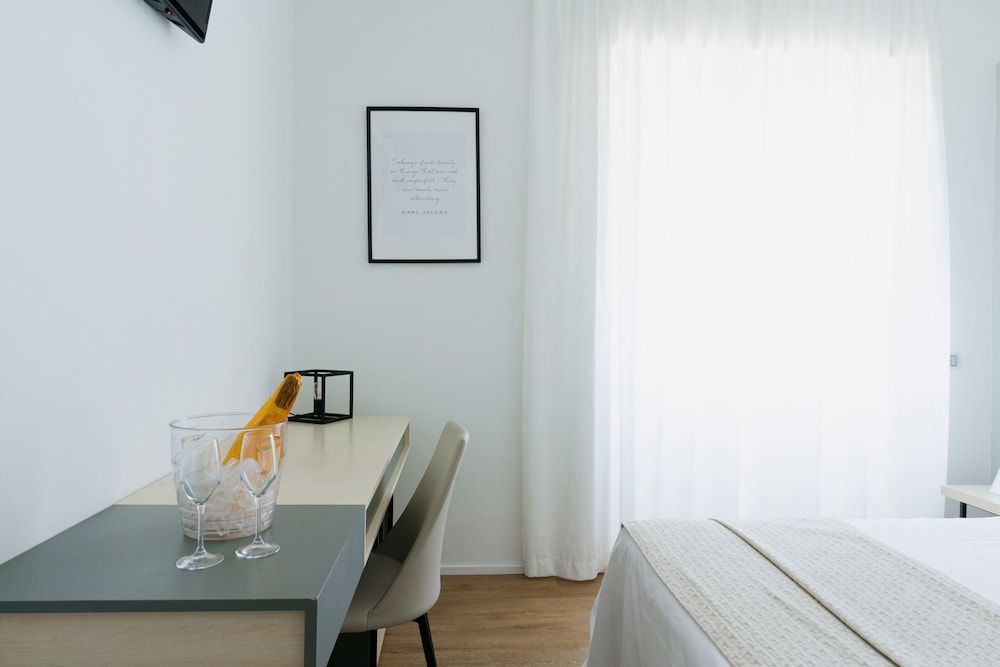 Hotel Plana Comfort Double or Twin Room 13