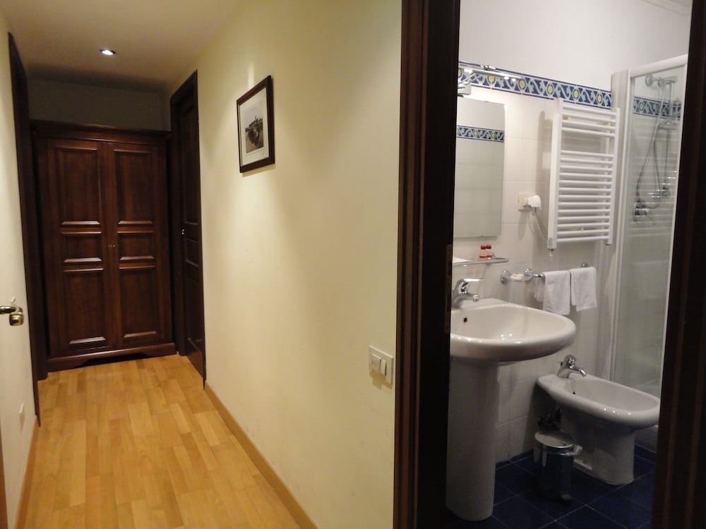 All'Obelisco Standard Double Room 2