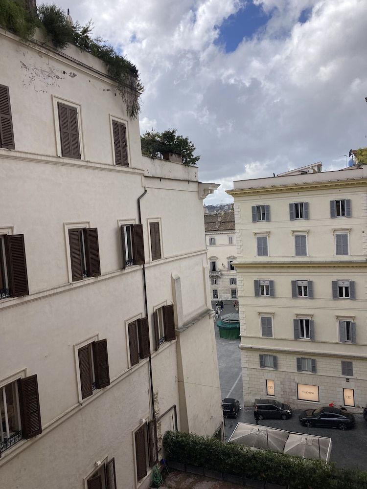 All'Obelisco Deluxe Double Room 6