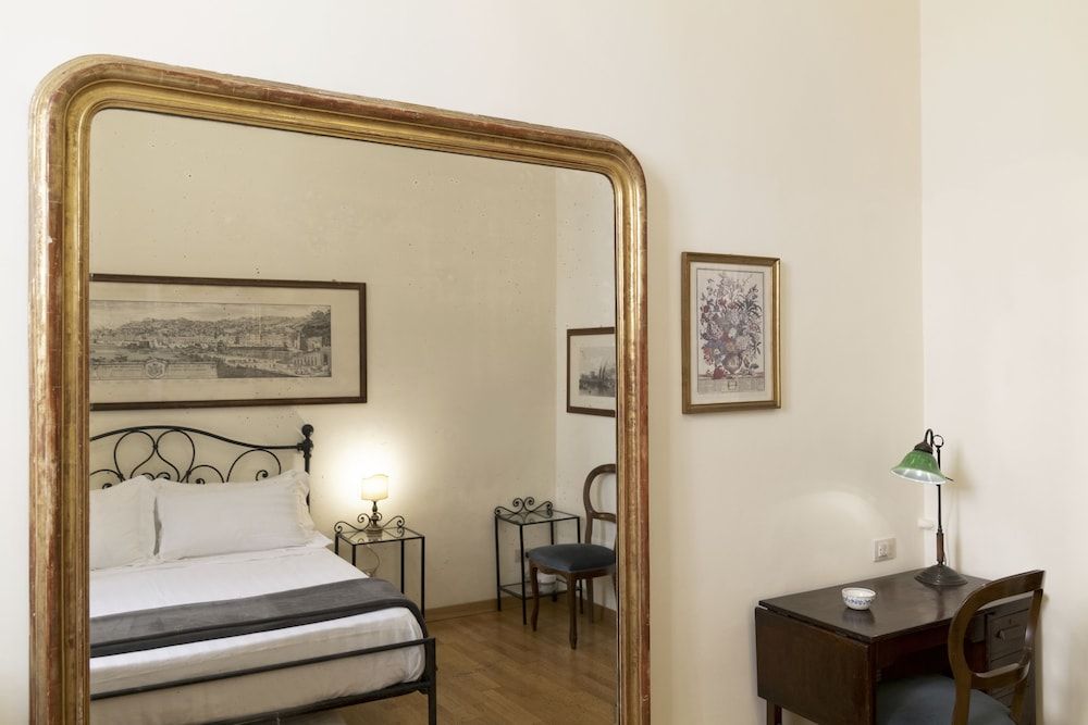 All'Obelisco Standard Double Room 3