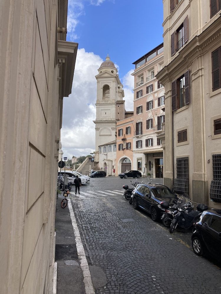 All'Obelisco Standard Double or Twin Room 5