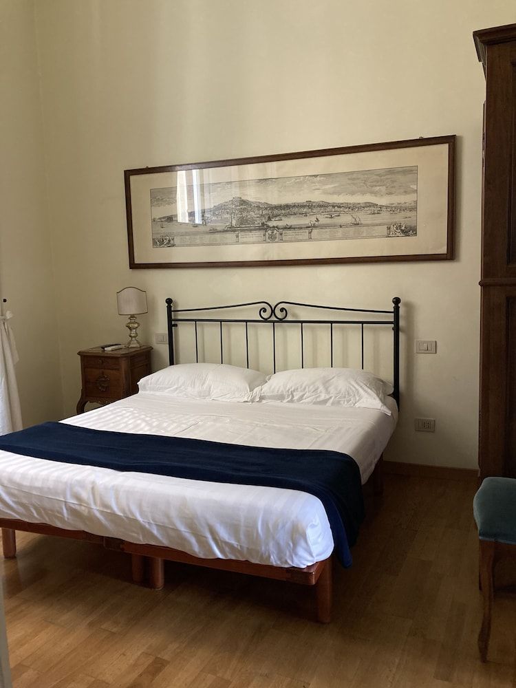 All'Obelisco Standard Double or Twin Room 3