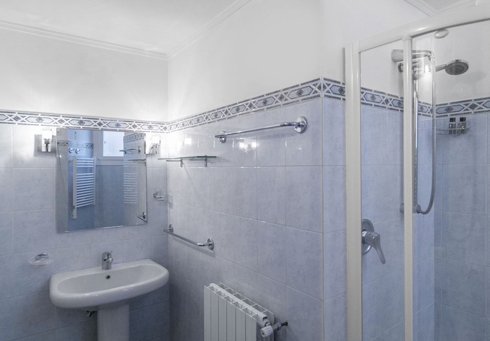 All'Obelisco Standard Double or Twin Room 7