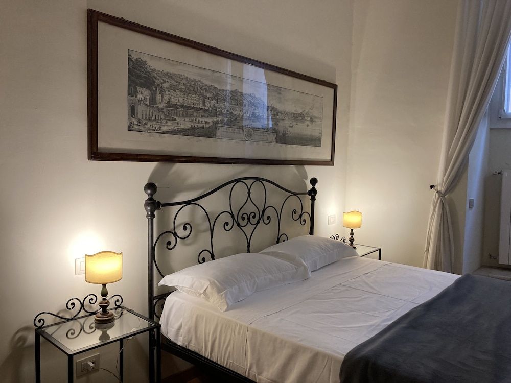 All'Obelisco Standard Double Room 6