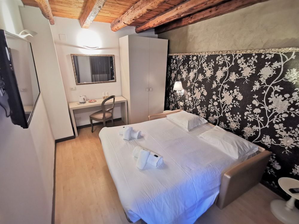 Rio Hotel