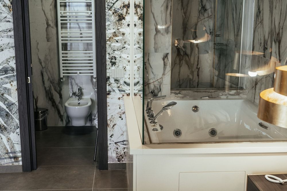 Hotel Palace Royal Room 5