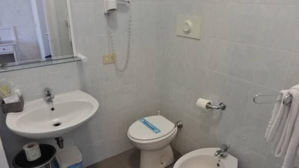 Hotel Marte Double Room, 2 Twin Beds 10