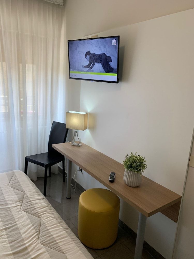 Hotel Marte Double Room, 2 Twin Beds 7