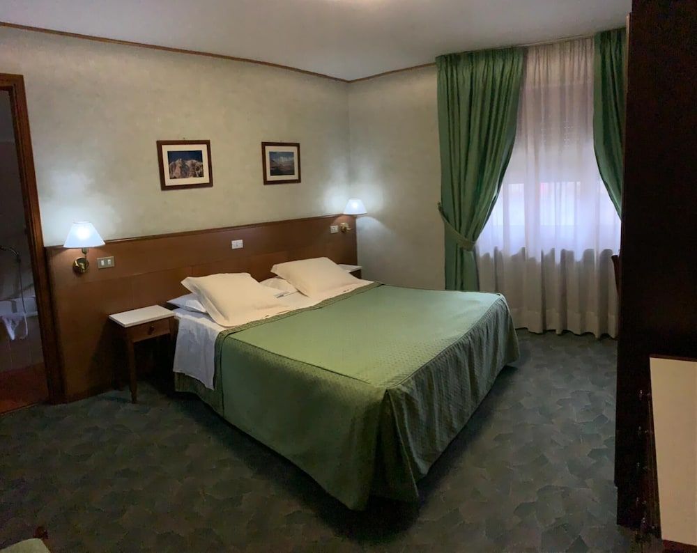 Basic Double or Twin Room