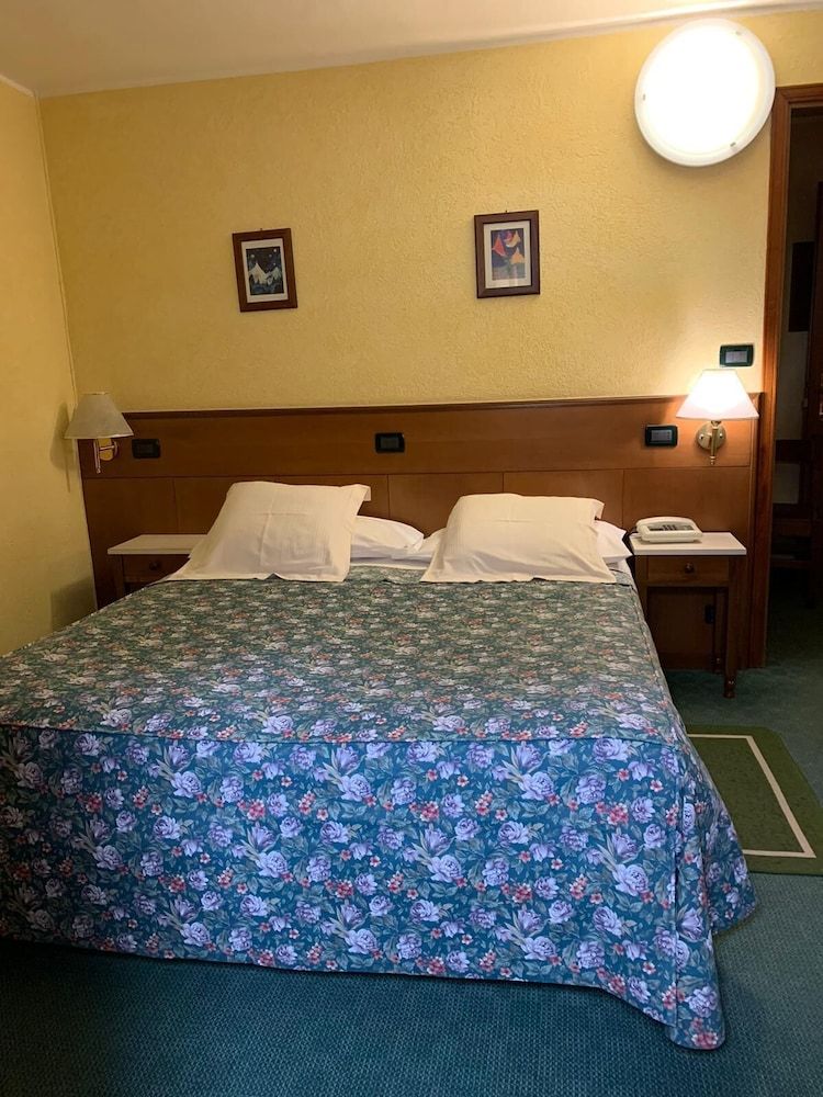 Basic Double or Twin Room
