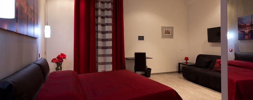 Domus Alberti Triple Room (Castel Sant'Angelo) 6