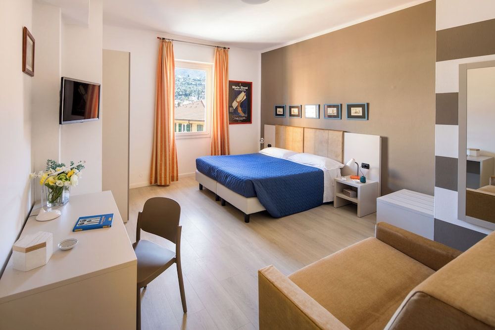 undefined Albergo la Piazzetta 5