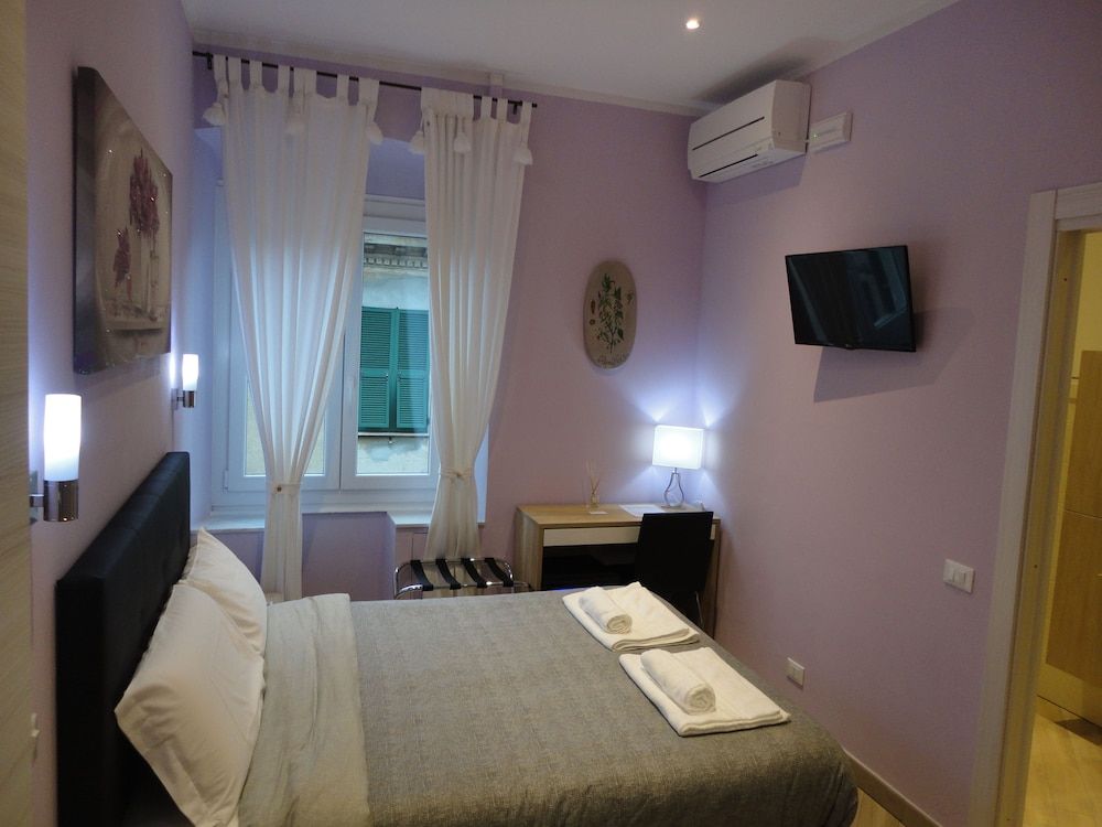 Double Room (small)