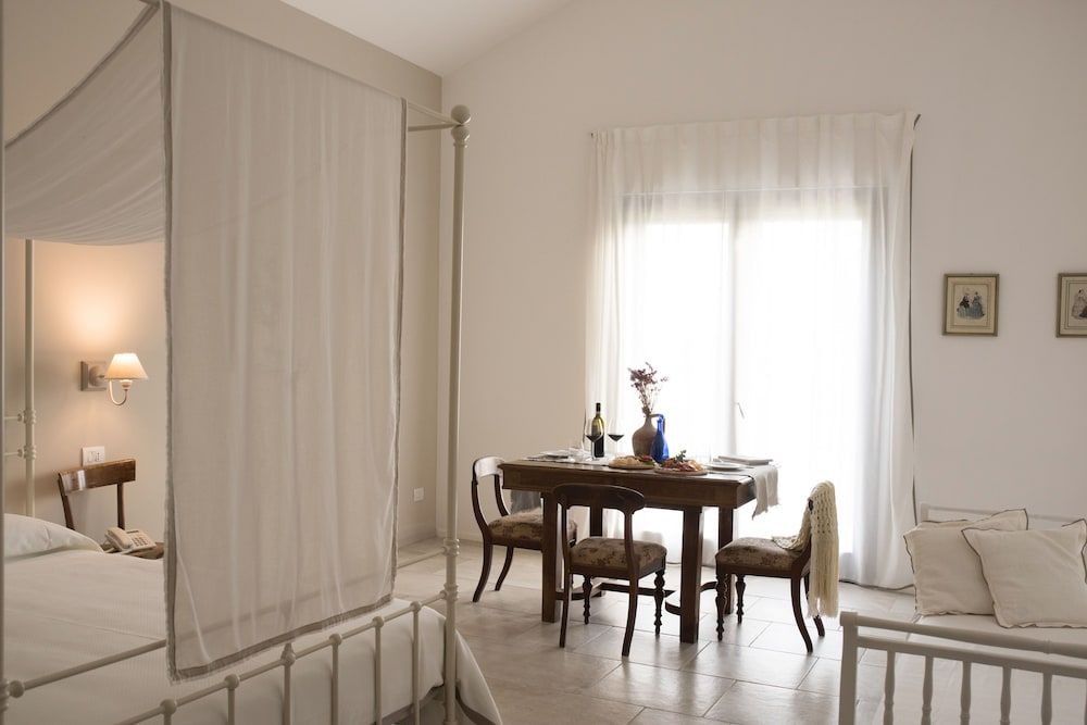 Masseria Fontana di Vite Deluxe Room 16