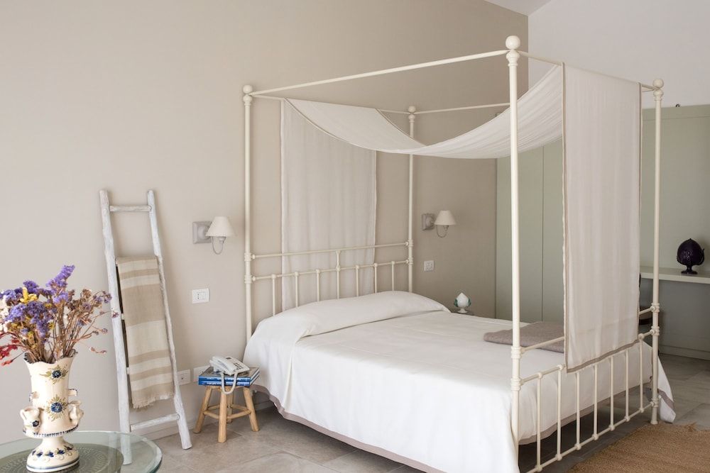 Masseria Fontana di Vite Deluxe Room 2