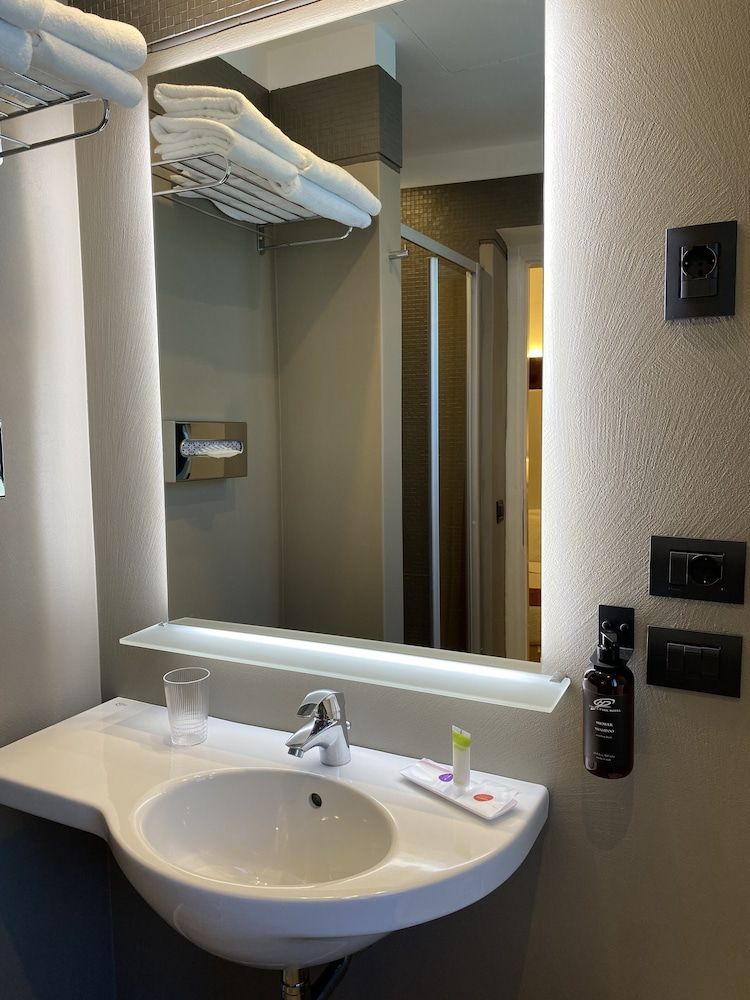 Basic Single Room