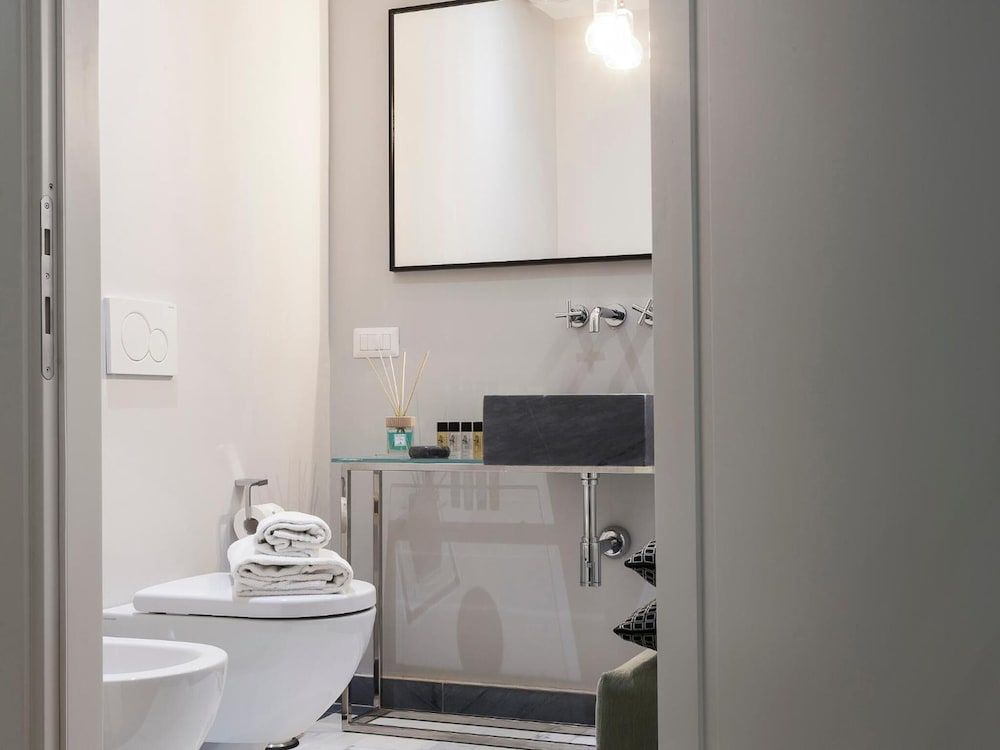 undefined Tornabuoni Place 7