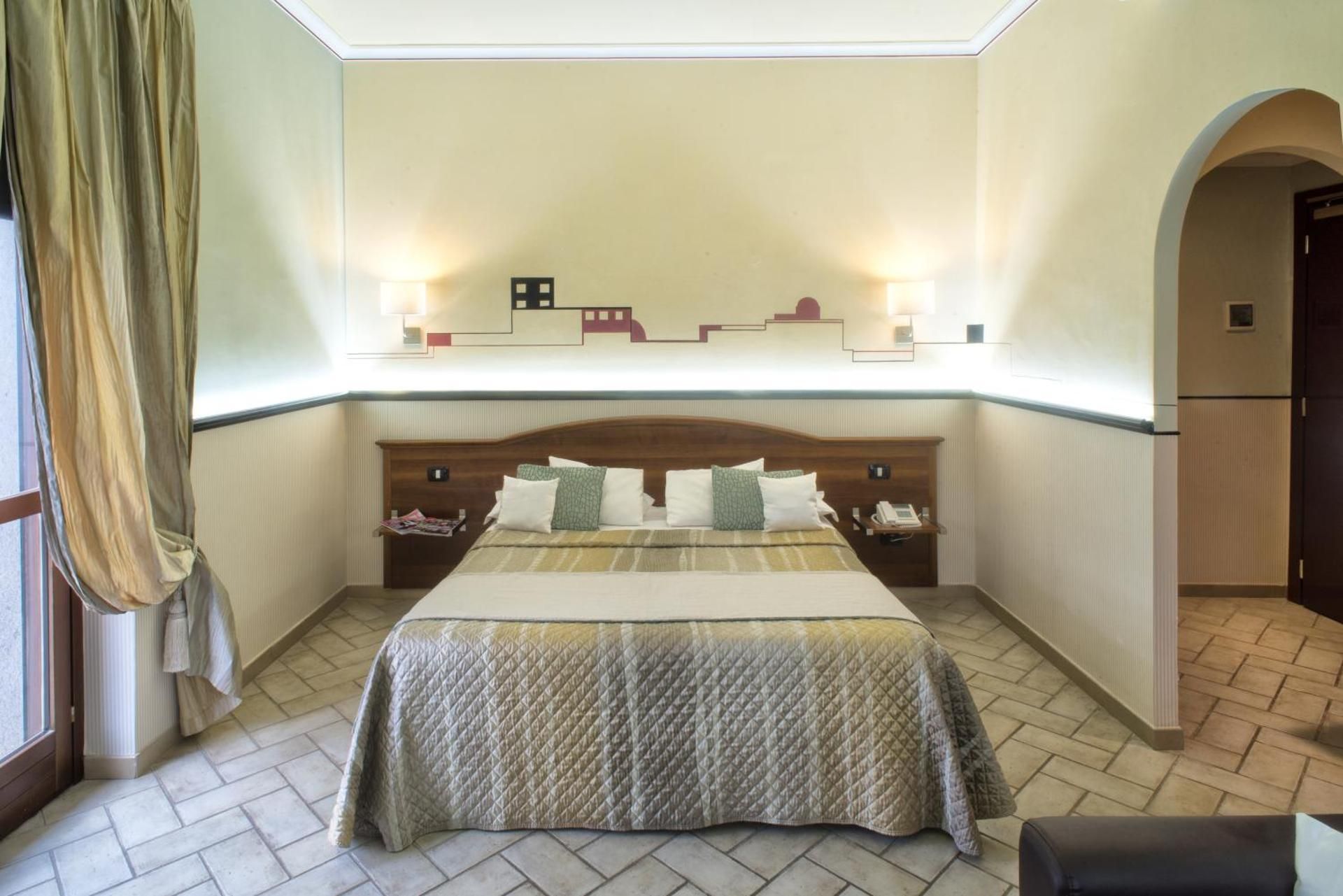 Double Room with Lake View
