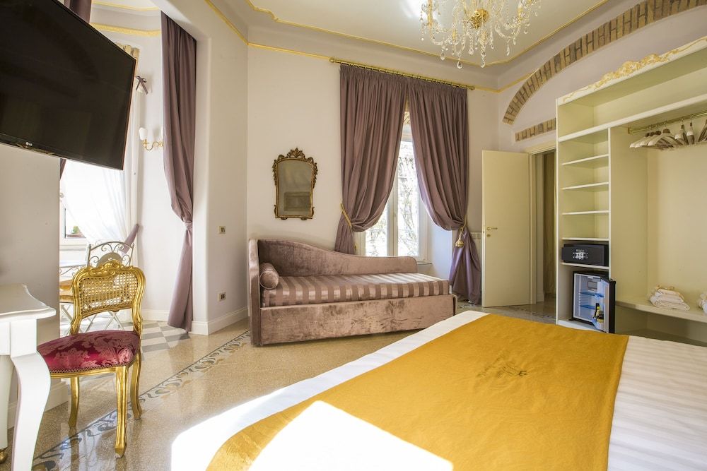undefined Trastevere Royal Suite 7