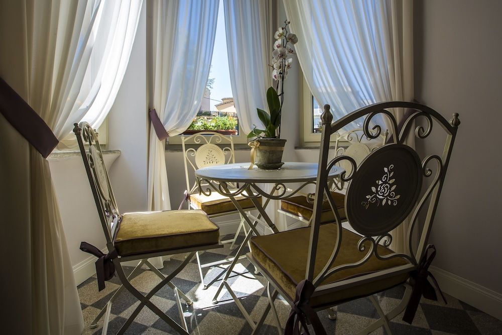 undefined Trastevere Royal Suite 10