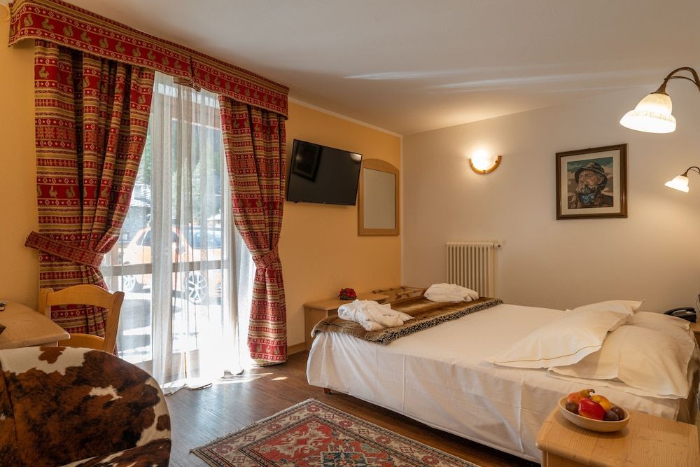 Classic Double or Twin Room