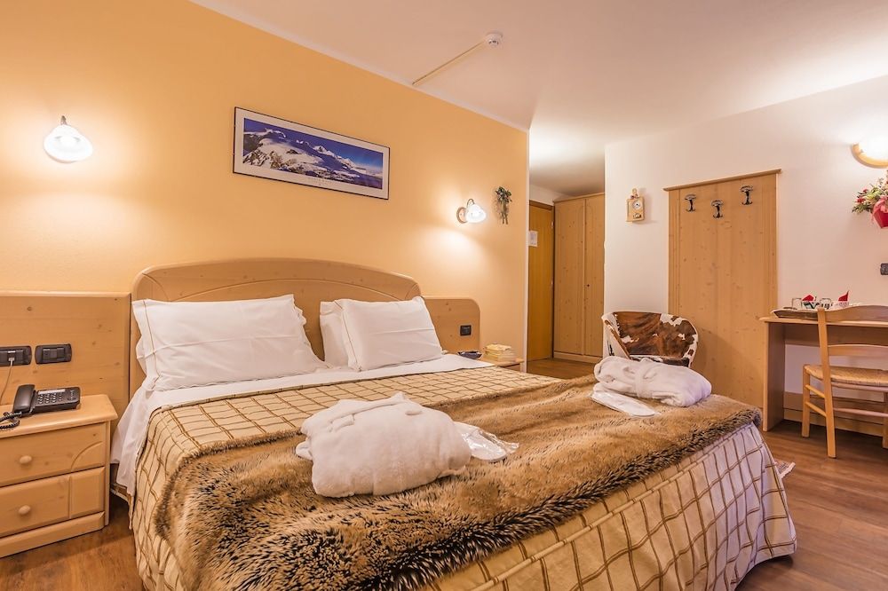 Classic Double or Twin Room