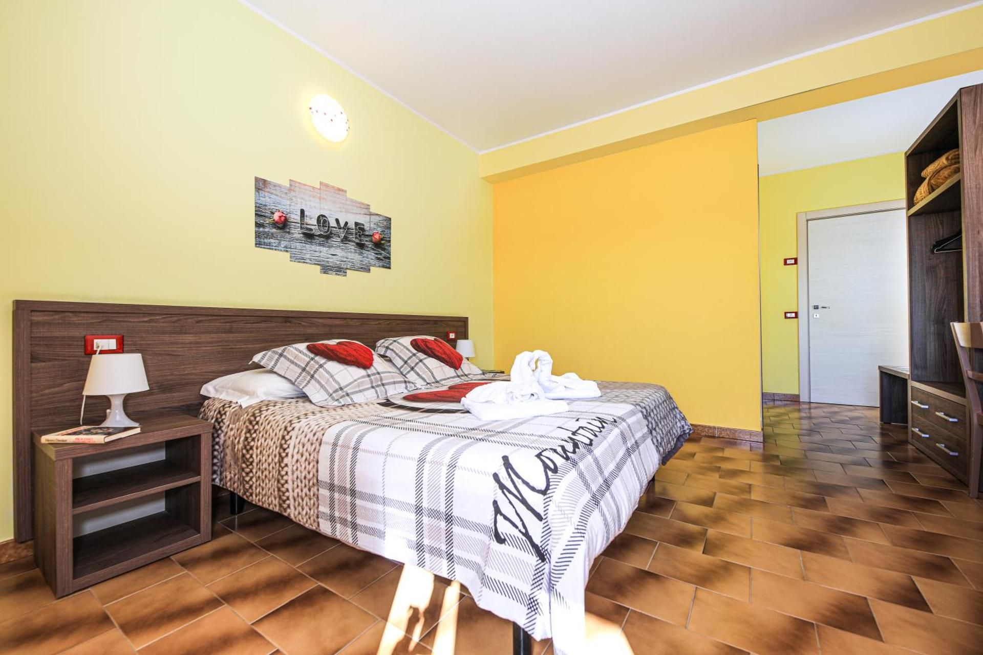 Triple Room