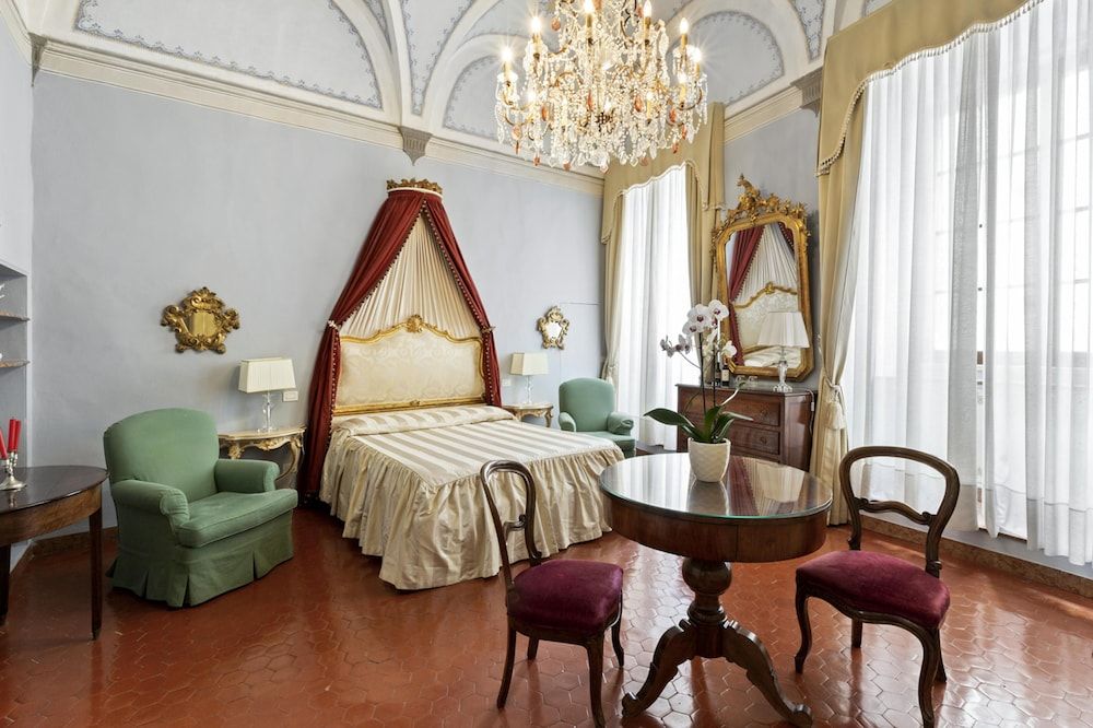 undefined Residenza d'Epoca Palazzo Borghesi 2