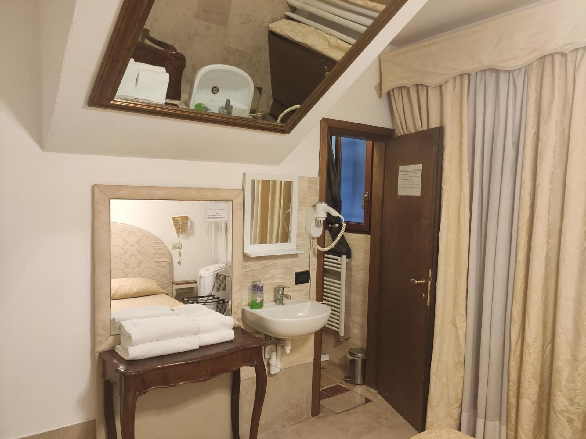 undefined Locanda Acquavita 7