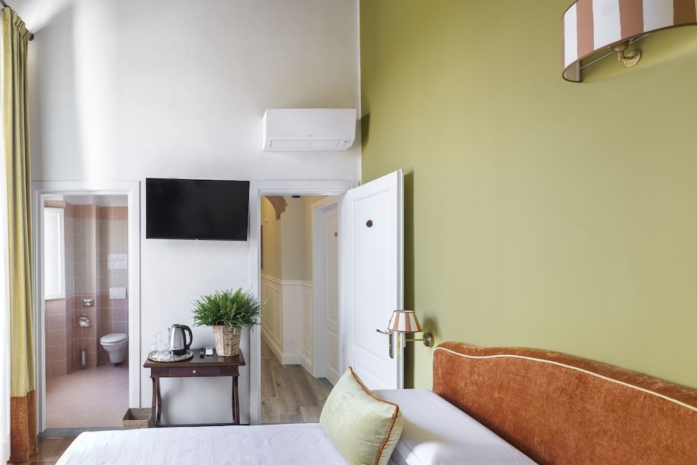Residenza Della Signoria Classic Double Room 10