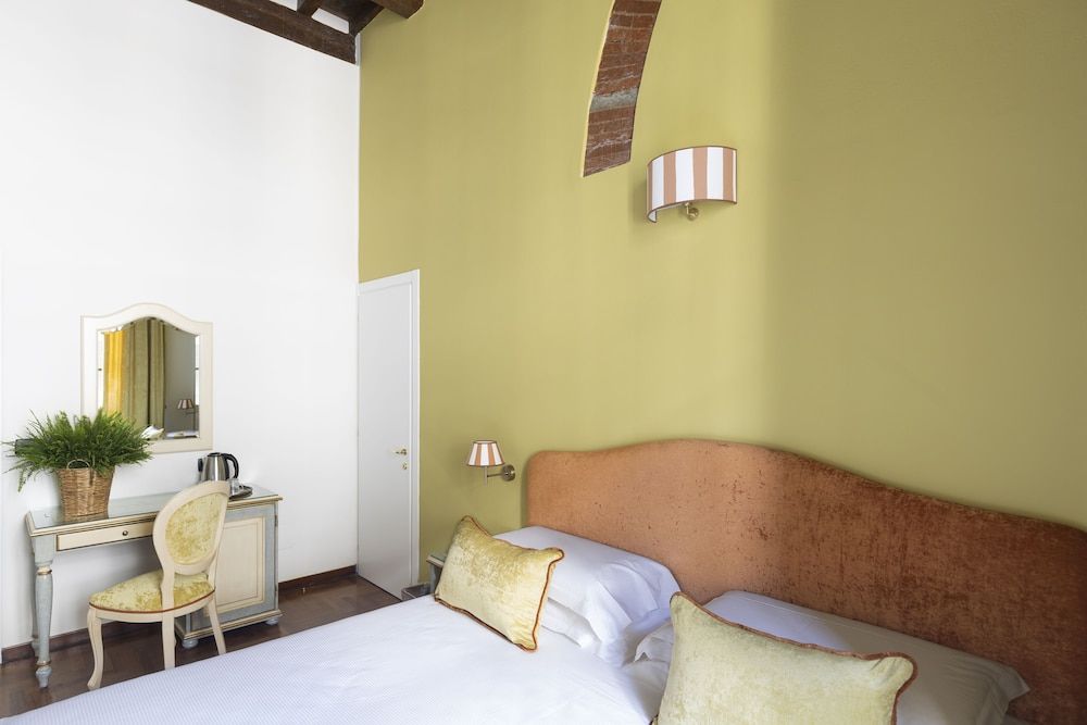 Residenza Della Signoria Classic Double Room 5