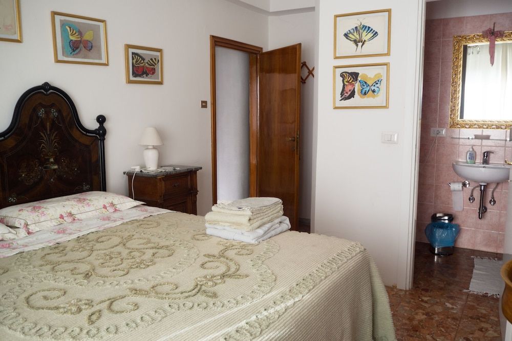 ABC - Bologna in B&B Superior Double Room (Parigi) 4