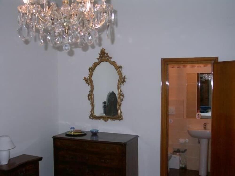 ABC - Bologna in B&B Deluxe Double Room (Bologna) 9