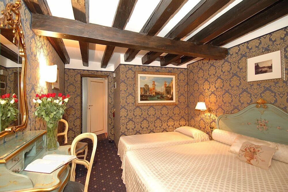 undefined Ca' della Loggia