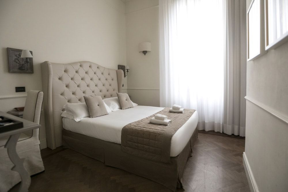 Palazzo Lorenzo Hotel Boutique & Spa Classic Double or Twin Room (SPA Access) 4