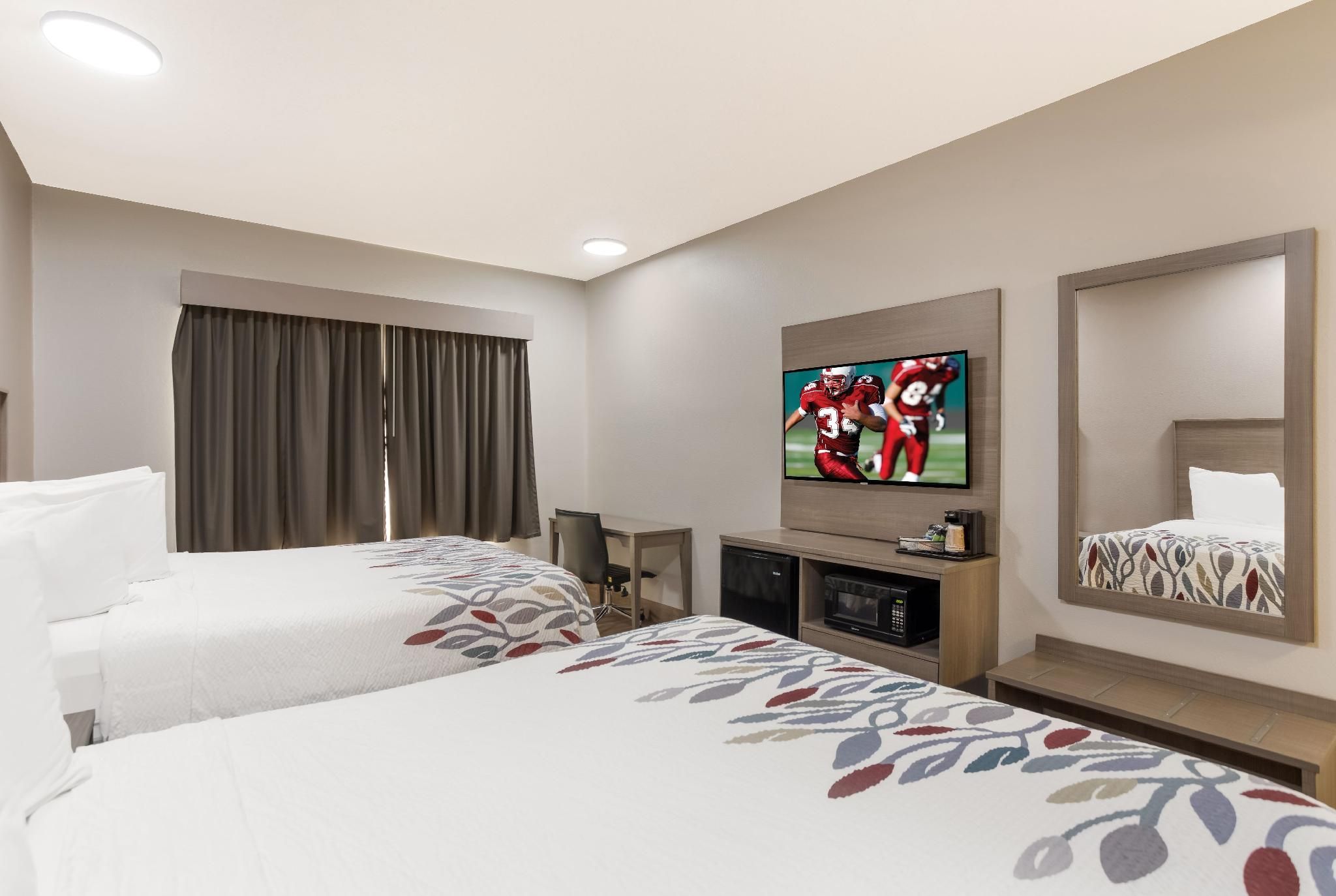 Deluxe 2 Queen Beds Non-Smoking